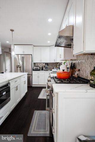 1013 SEVERN LN, Wynnewood, PA 19096