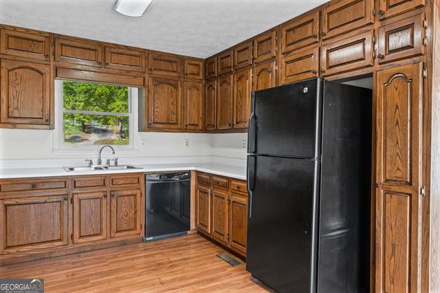 56 Fox Hollow Run, Newnan, GA 30263