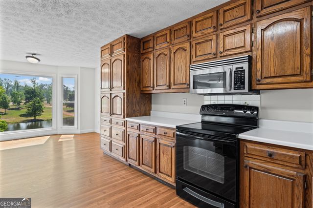 56 Fox Hollow Run, Newnan, GA 30263