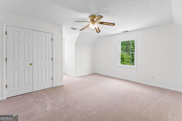 56 Fox Hollow Run, Newnan, GA 30263