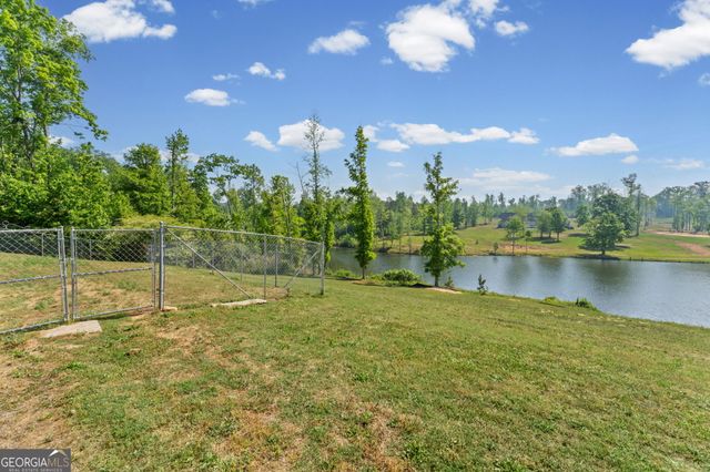 56 Fox Hollow Run, Newnan, GA 30263