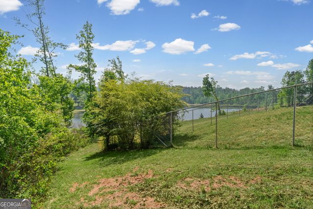 56 Fox Hollow Run, Newnan, GA 30263