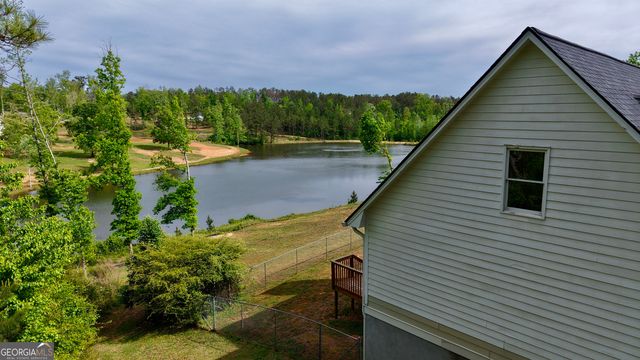 56 Fox Hollow Run, Newnan, GA 30263