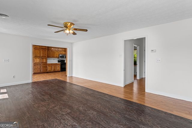 56 Fox Hollow Run, Newnan, GA 30263