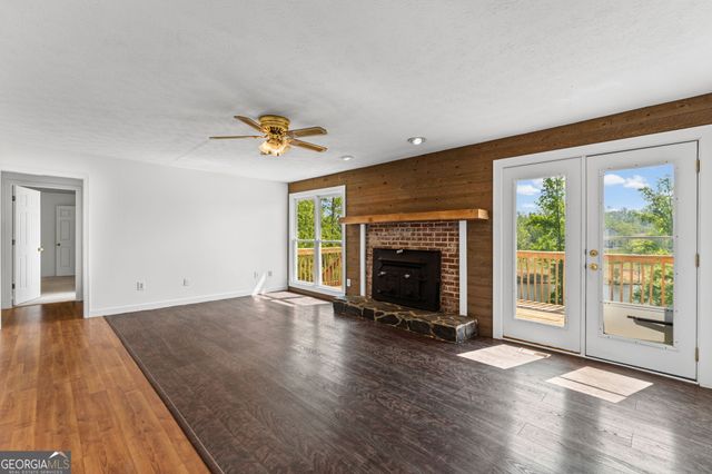56 Fox Hollow Run, Newnan, GA 30263