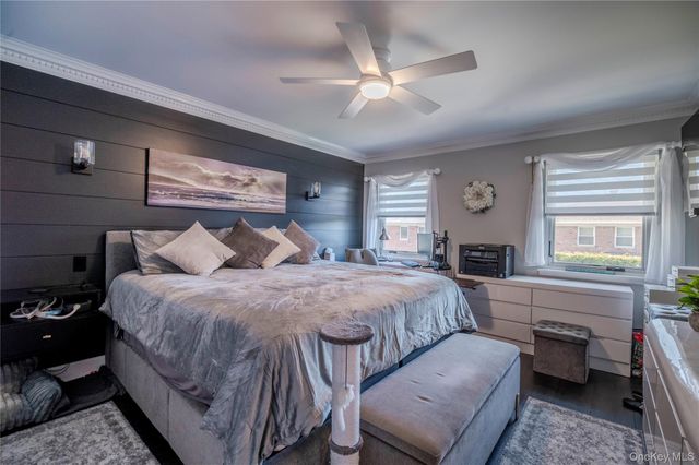 325 149th Street, Whitestone, NY 11357