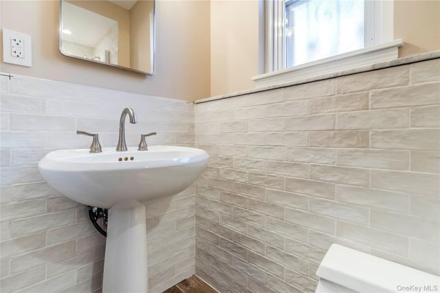 325 149th Street, Whitestone, NY 11357