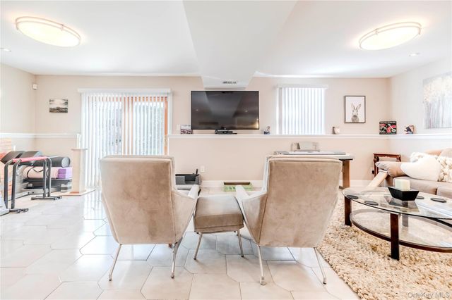 325 149th Street, Whitestone, NY 11357