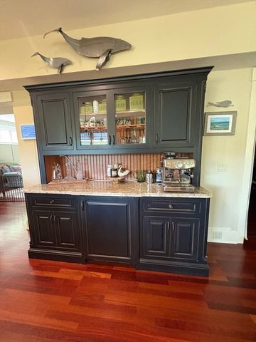 20 Bungalow Point, Wilbraham, MA 01095