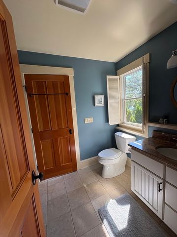 20 Bungalow Point, Wilbraham, MA 01095