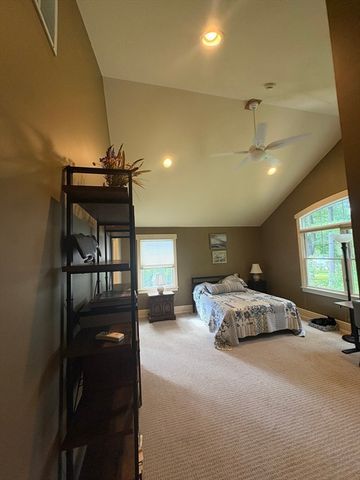 20 Bungalow Point, Wilbraham, MA 01095