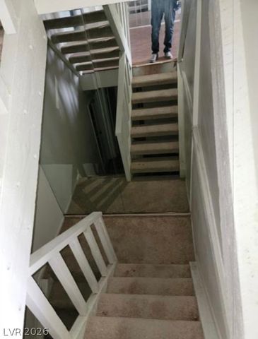 2818 Calle Del Oro, Las Vegas, NV 89120