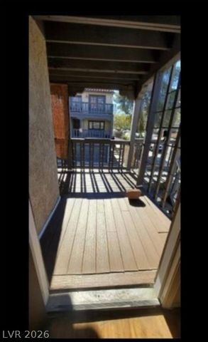 2818 Calle Del Oro, Las Vegas, NV 89120