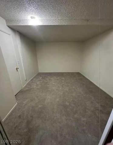 2818 Calle Del Oro, Las Vegas, NV 89120