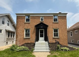 1927 S 18th Avenue, Maywood, IL 60153