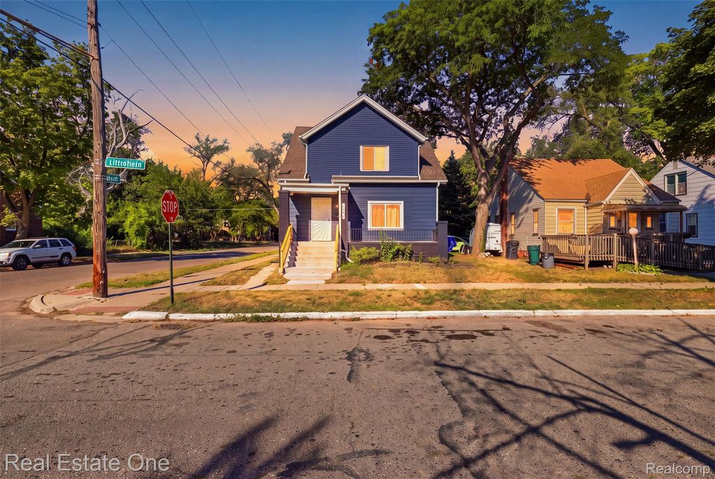 15401 Littlefield Street UPPER, Detroit, MI 48227