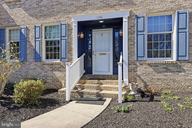 1146 WHEATSHEAF LN, Abington, PA 19001