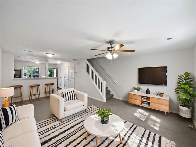 20 Peggy Sue Court, Greensboro, NC 27407