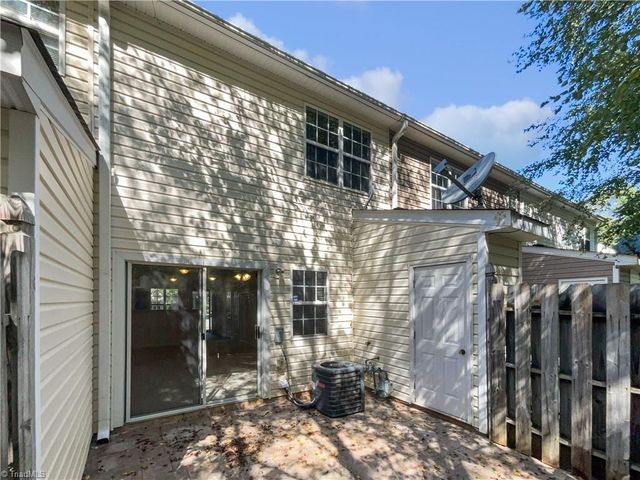 20 Peggy Sue Court, Greensboro, NC 27407