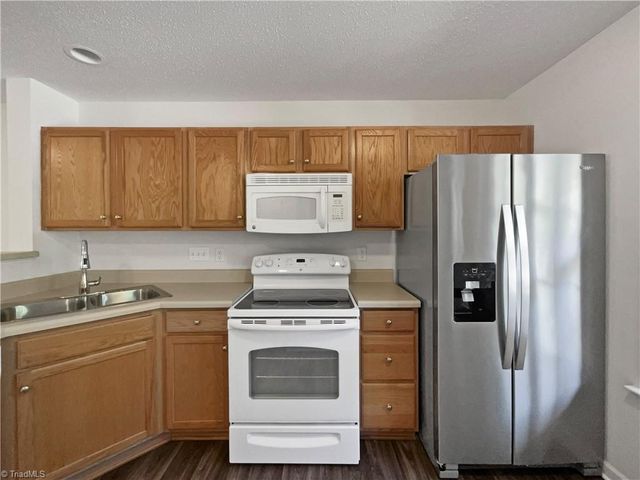 20 Peggy Sue Court, Greensboro, NC 27407