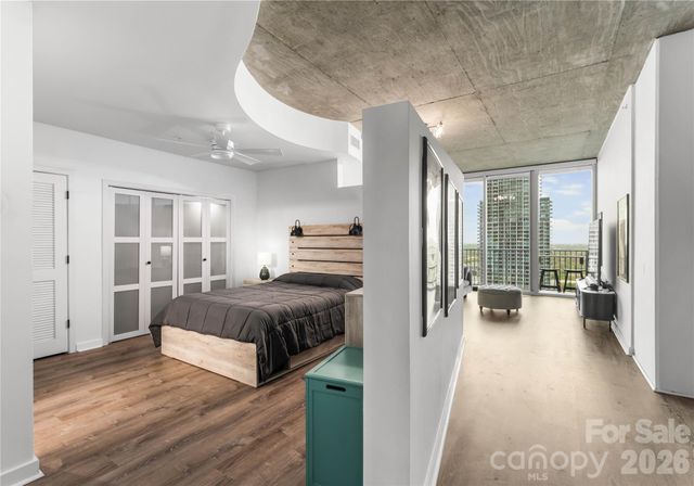 210 N Church Street 2808, Charlotte, NC 28202