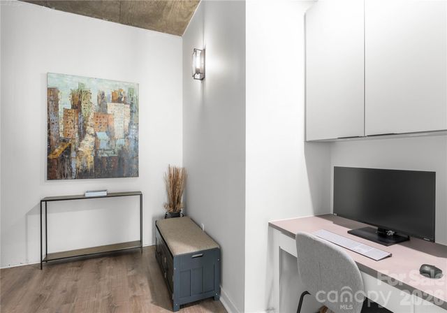 210 N Church Street 2808, Charlotte, NC 28202