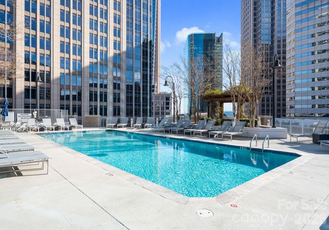 210 N Church Street 2808, Charlotte, NC 28202