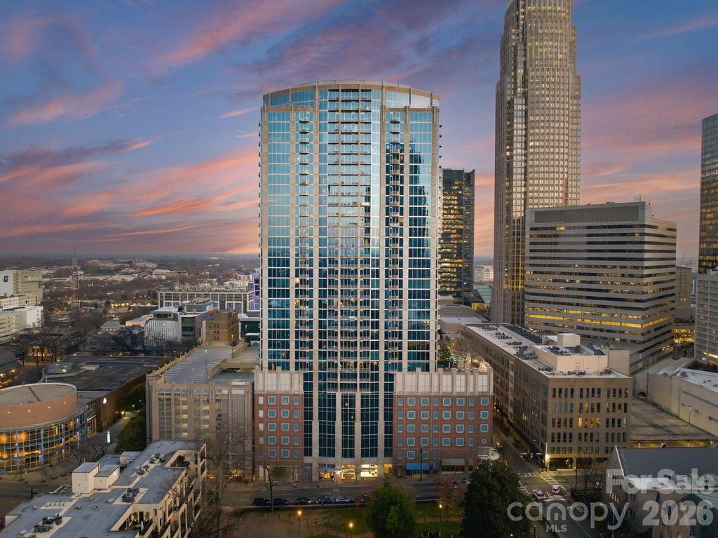 210 N Church Street 2808, Charlotte, NC 28202