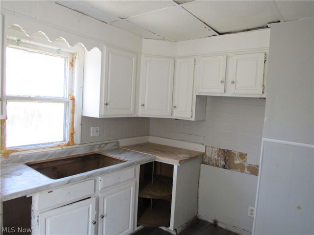 3414 E 143rd Street, Cleveland, OH 44120