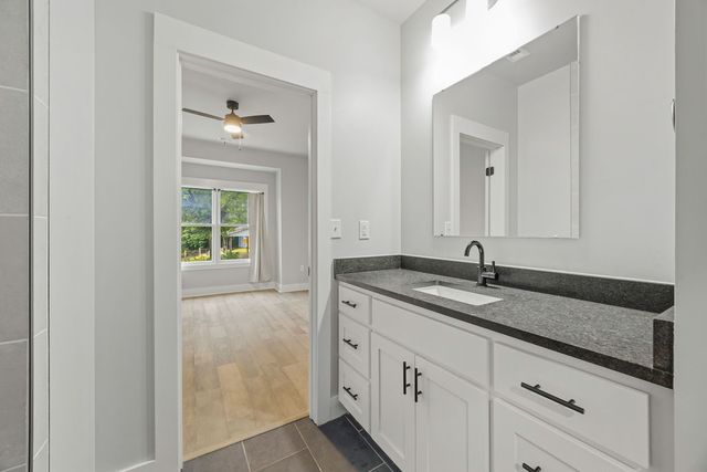 118 E Mountain Street, Fayetteville, AR 72701