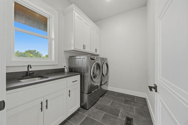 118 E Mountain Street, Fayetteville, AR 72701