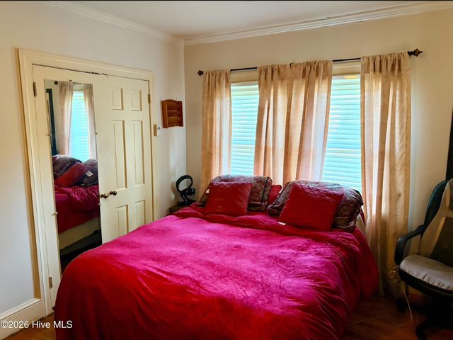 1210 Meadowood Drive, Kinston, NC 28501
