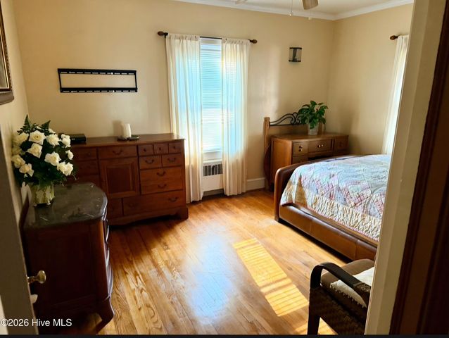 1210 Meadowood Drive, Kinston, NC 28501