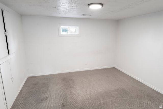 1678 W LELAND DR, West Jordan, UT 84084