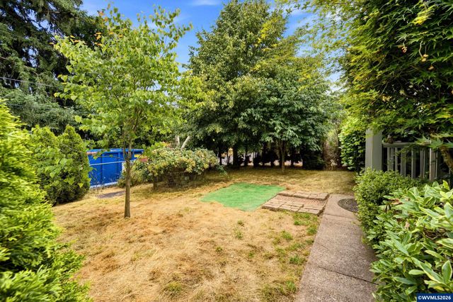 3355 Maywood Dr SE, Salem, OR 97302