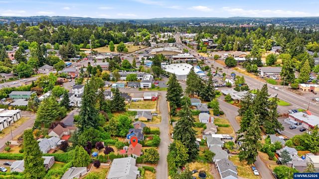 3355 Maywood Dr SE, Salem, OR 97302