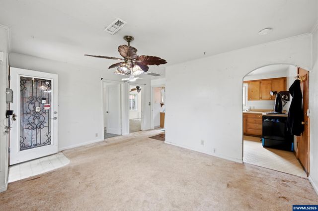 3355 Maywood Dr SE, Salem, OR 97302