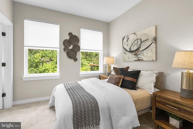 4413 OGLETHORPE ST, Hyattsville, MD 20781