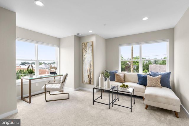 4413 OGLETHORPE ST, Hyattsville, MD 20781