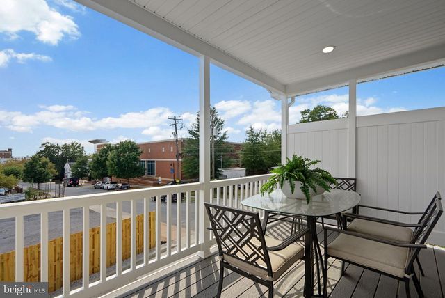 4413 OGLETHORPE ST, Hyattsville, MD 20781