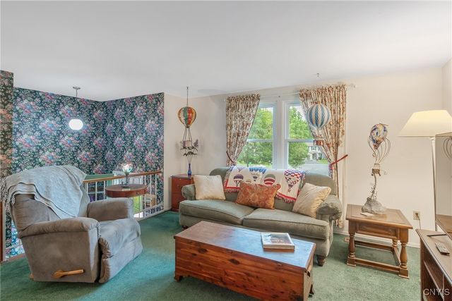 8273 Larkspur Drive, Clay, NY 13027