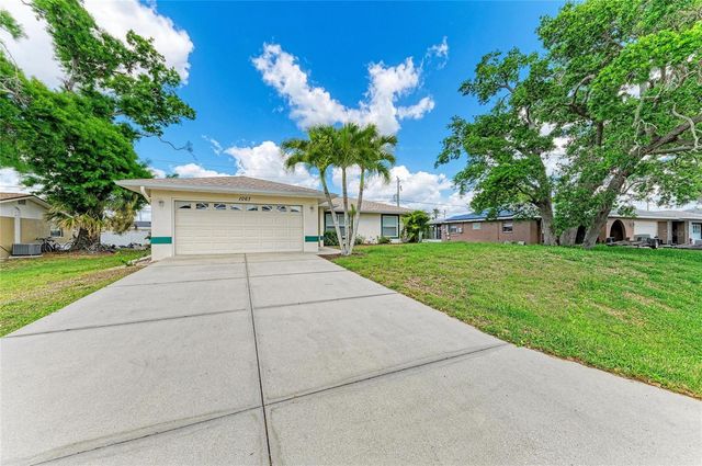 1067 ROSEDALE ROAD, Venice, FL 34293