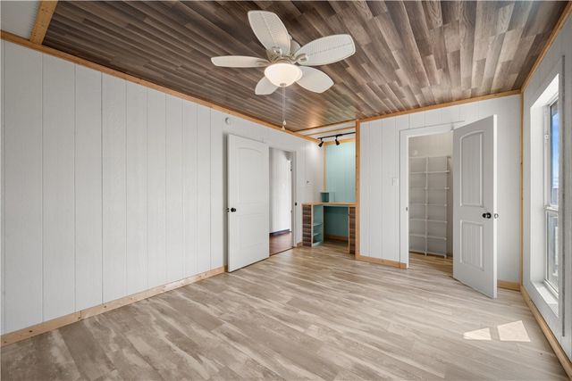 314 Cape Velero Dr, Rockport, TX 78382