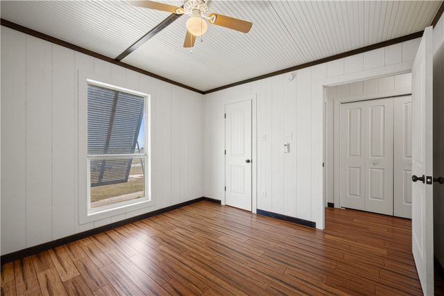 314 Cape Velero Dr, Rockport, TX 78382