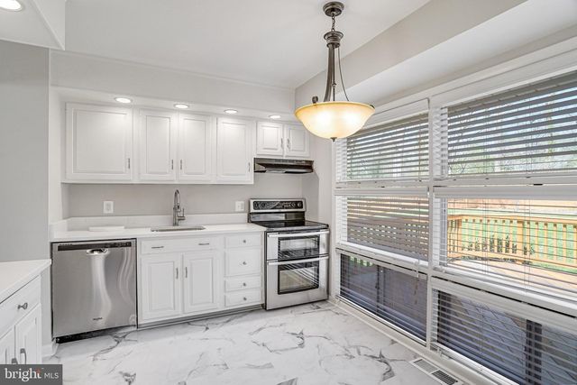 11010 BYRD DR, Fairfax, VA 22030