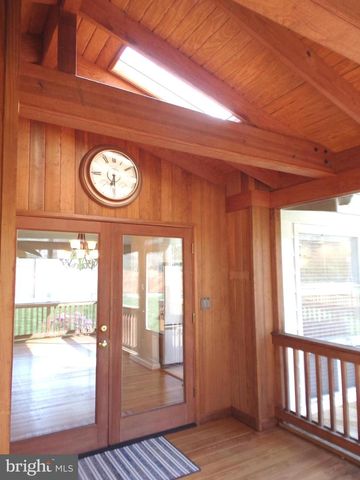 11010 BYRD DR, Fairfax, VA 22030