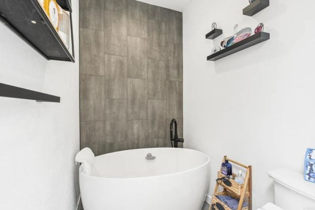 530 San Andres Drive, Solana Beach, CA 92075