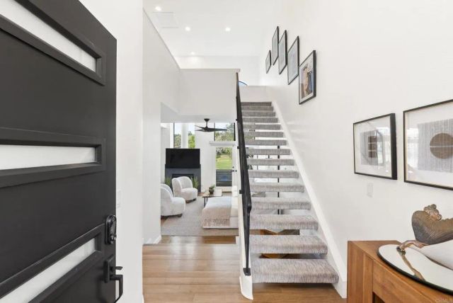 530 San Andres Drive, Solana Beach, CA 92075