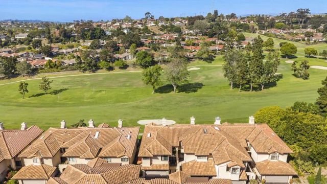 530 San Andres Drive, Solana Beach, CA 92075