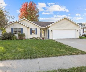 603 E 15th Street, Pella, IA 50219